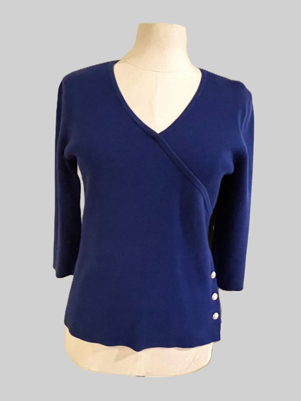 Croft & Barrow Asymmetrical Cutout Long Sleeve Top – Blue – Size M